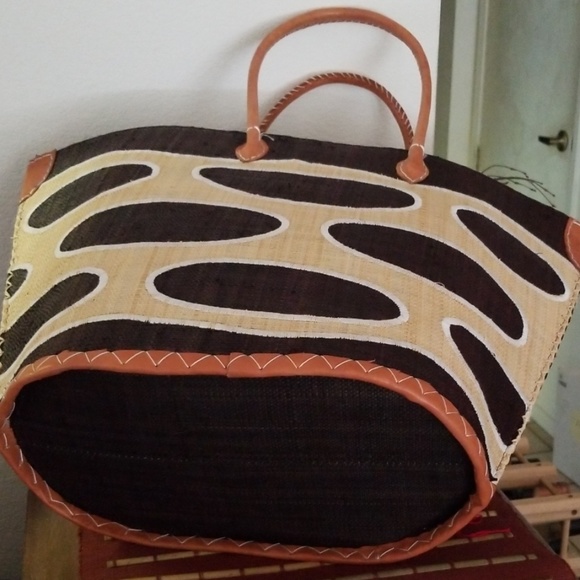 Handmade Raffia Large Tote Bag - Picture 2 of 5